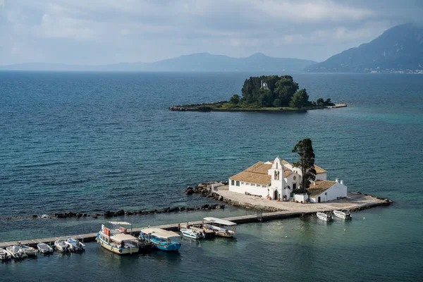 Vlacherna monastery near the airport on island of Corfu — Stock Photo, Image