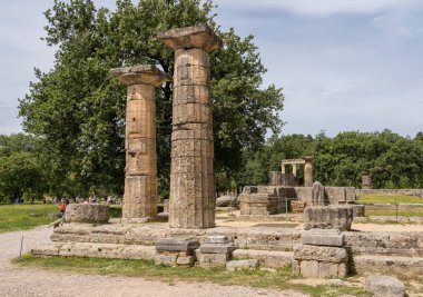Yunanistan'da Olympia ilk Olimpiyatları yerinde Hera Tapınağı