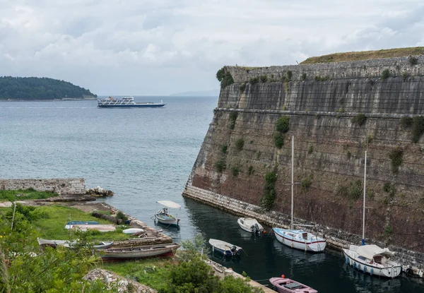 Old Fortress of Corfu on promontory by old town — Stock Photo, Image