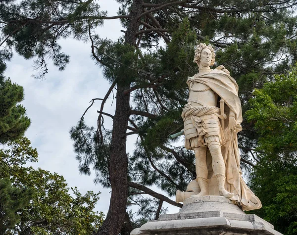 Statua al conte Mattias von der Schulenburg a Corfù — Foto Stock