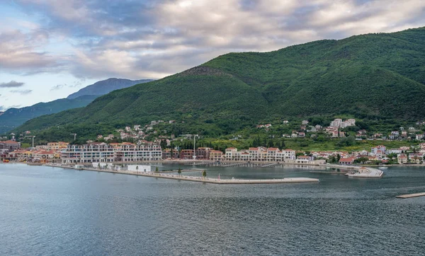 Meljine na Baía de Kotor em Montenegro — Fotografia de Stock