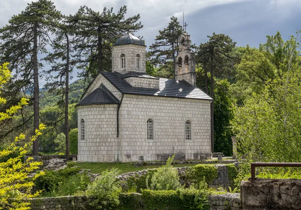 Kyrkan i närheten av kung Nikola-museet — Stockfoto