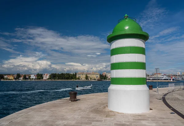 Porto e porto turistico di Zara in Croazia — Foto Stock