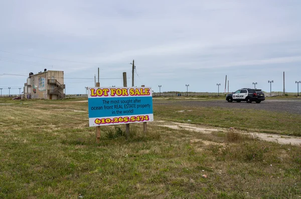 Lotti vuoti e vecchi edifici ad Atlantic City sulla costa del New Jersey — Foto Stock