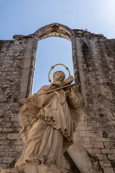 Interiören i klostret Carmo i Lissabon Portugal — Stockfoto