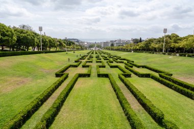 Lizbon'un merkezindeki Eduardo Vii park boyunca görüş