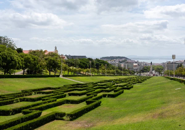 Kilátás Eduardo VII parkban Lisszabon központjában — Stock Fotó
