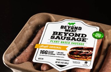 Beyond Meat bitki tabanlı sosis dört bağlantı paketi