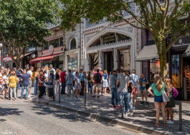 Porto ünlü Lello Kitabevi Neo Manueline mimarisi