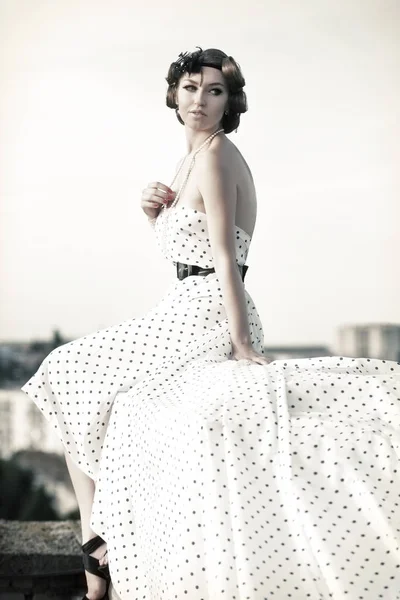 Beautiful Girl Pinup Style Woman Dotted Dress Model Posing Roof — Stock Photo, Image