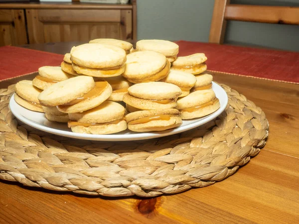 Traditionelle Alfajores Argentinien Peru Und Uruguay Bestehen Aus Zwei Runden — Stockfoto