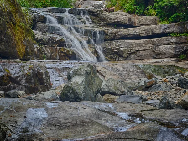 Sentier Denny Creek Est Extrêmement Populaire Pour Cause Toboggan Naturel — Photo