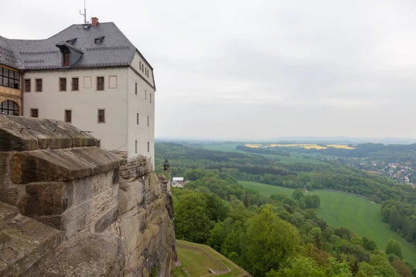 Konigstein 山堡垒在撒克逊瑞士 — 图库照片