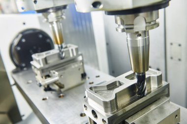 iki spindel Cnc freze tezgahı, eşzamanlı metal işleme
