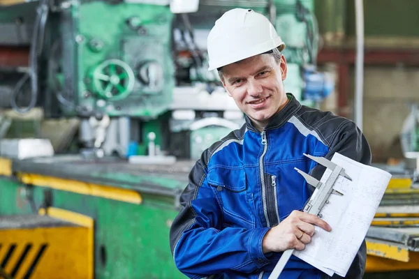 Happy prouction engineer at factory — Stock Photo, Image