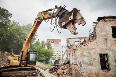 Ekskavatör crasher makine Montaj cihazları-Kırıcı inşaat sitesinde