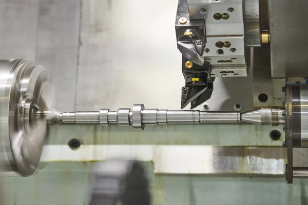 Máquina de espuma CNC. herramienta de corte en el trabajo del metal — Foto de Stock