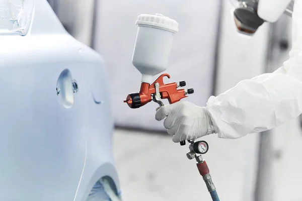 Pintura do automóvel ou do carro na câmara — Fotografia de Stock