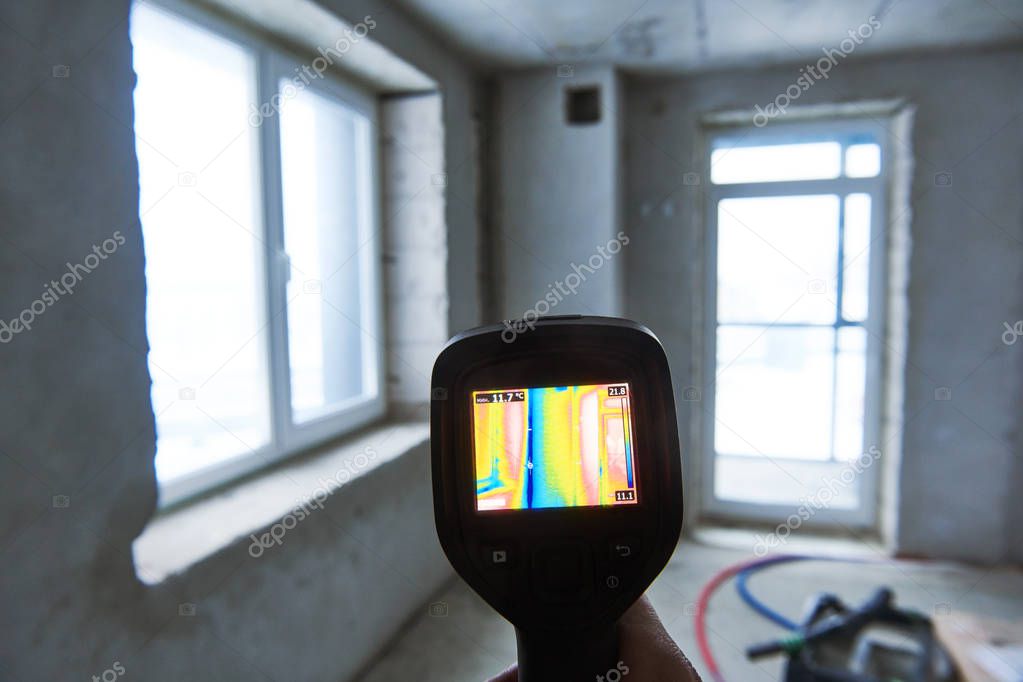 thermal imaging camera inspection of building. check temperature