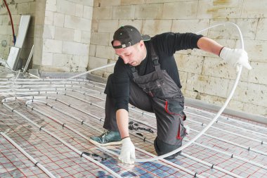 yerden ısıtma tesisatı. sıcak Yerden Isıtma sistemi