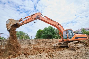 Ekskavatör sandpit Hafriyat çalışmaları sırasında
