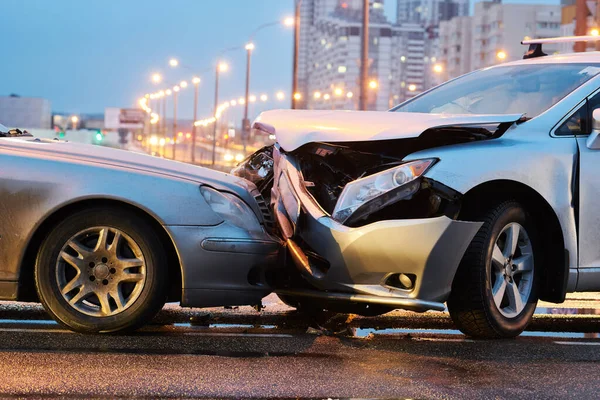 Automobile crash accident on street. damaged cars — Stock Photo, Image