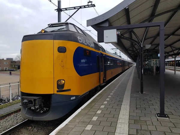 Hilversum Nederländerna Januari 2019 Visa Järnvägsstation Med Byggnaden Och Andra — Stockfoto