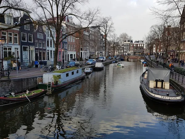 Amsterdam Nizozemsko Ledna 2019 Pohled Obce Budovy Další Podrobnosti — Stock fotografie