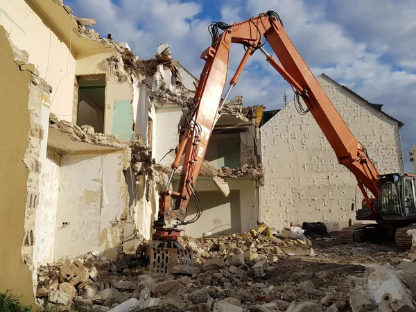 Smontaggio Danneggiamento Della Vecchia Casa — Foto Stock