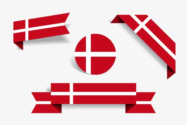 Danska flaggan klistermärken och etiketter. Vektorillustration. — Stock vektor