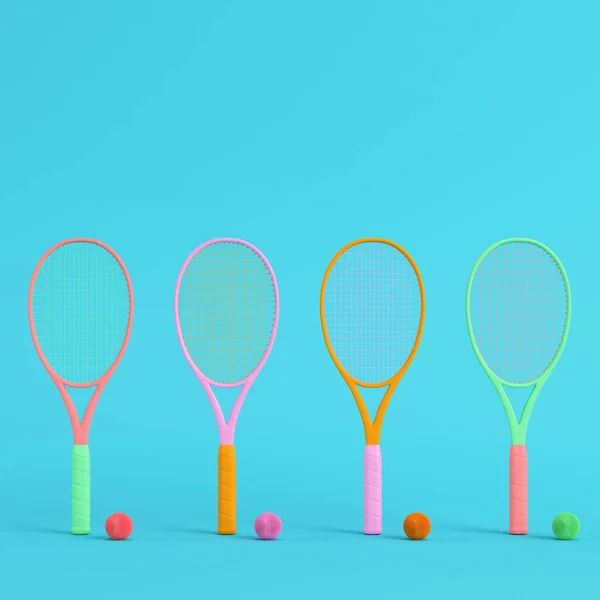 Färgglada Tennisracketar Med Bollar Klarblå Bakgrund Pastellfärger Minimalistiskt Koncept Återgivning — Stockfoto