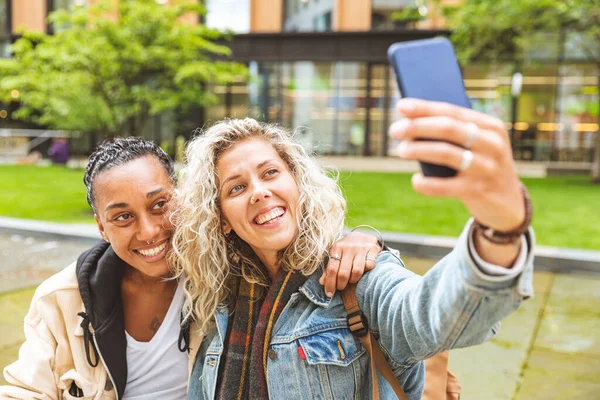 Happy Mixed Race Girlfriends Taking Selfie Kiss Lesbian Couple Millennials — Stok Foto
