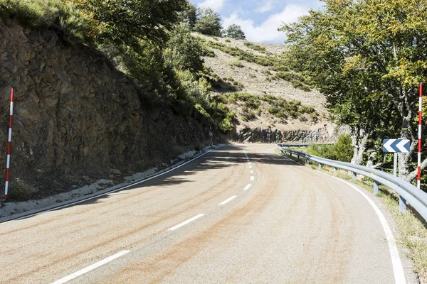 Europas Slingrande Asfaltväg Toppar Spanien Tidigt Morgonen — Stockfoto