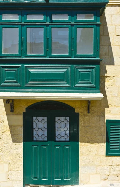 Immeuble Avec Balcon Traditionnel Maltais Coloré Porte Dans Partie Historique — Photo