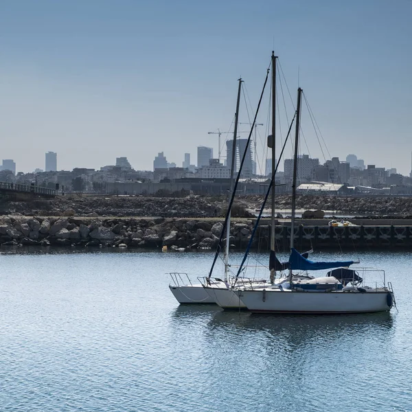 Yachter Ved Yarkon Bakgrunn Den Urbane Silhuetten Israel Kveldens Visning – stockfoto