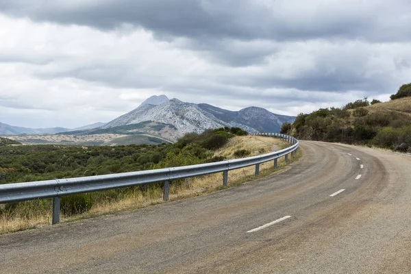 Route Asphaltée Sinueuse Europe Pics Espagne Tôt Matin — Photo