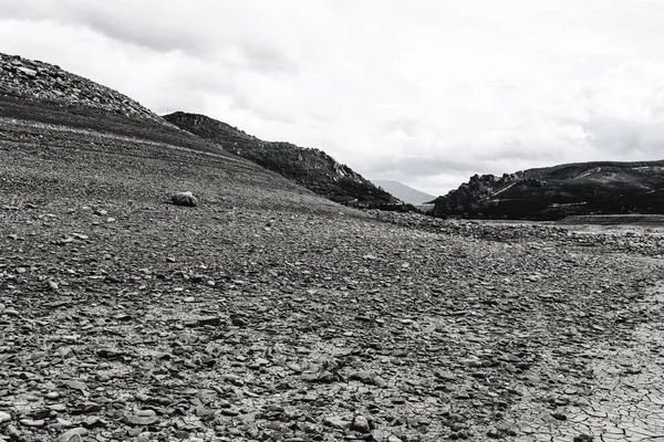 Beautiful Landscape Spain Dramatic View Cantabrian Mountains Dry Riverbed Bottom — Stock Photo, Image