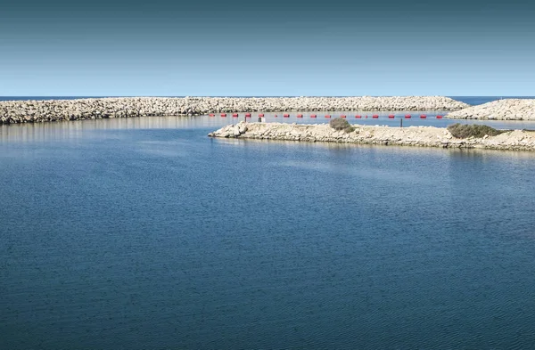 Бремвотер Защищающий Пляж Средиземного Моря Израиле Красные Буи Плавающие Порту — стоковое фото