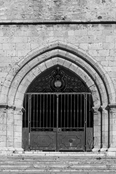 Steel Patterned Gates Entrance Inner Courtyard Church Portugal — Stock Photo, Image