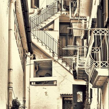 İtalya 'nın Cetara şehrinde Merdivenler Olarak Dar Sokak, Retro Resim Filtresi Tarzı