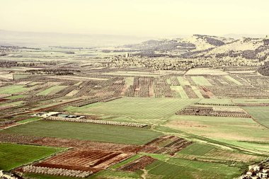 Tabor Dağı 'ndan Arap Şehri' ne ve İsrail 'deki Jezreel Vadisi' ne Hava Görüntüsü, Şekillendirilmiş Fotoğraf