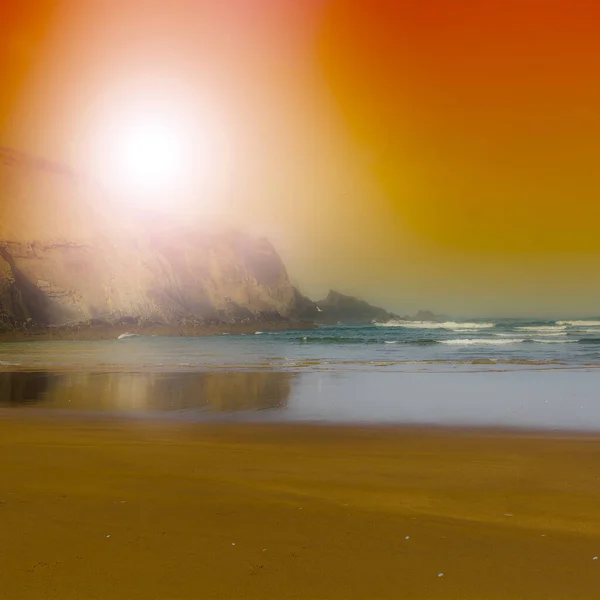 Portugiesischer Atlantikstrand Morgennebel Bei Sonnenaufgang Atemberaubende Landschaft Und Natur Portugals — Stockfoto