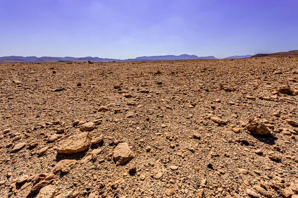 Srail Çölündeki Kaya Oluşumlarının Nefes Kesici Manzarası Yalnızlık Umutsuzluk Depresyon — Stok fotoğraf