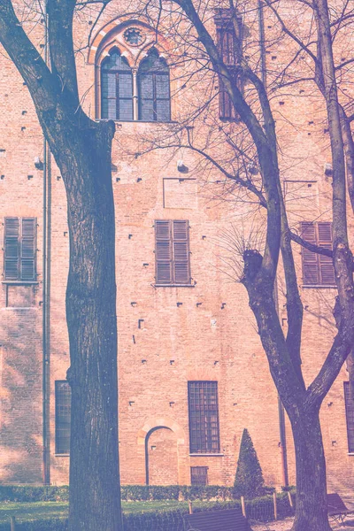 Gonzaga Dükü Nün Mantua Daki Sarayının Avlusunda Soluk Renk Efektiyle — Stok fotoğraf