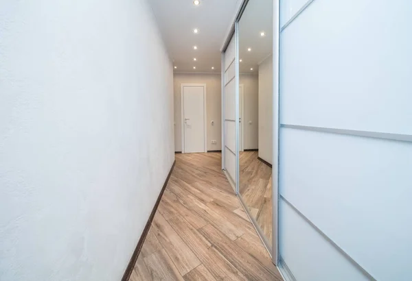 Empty Bright Entrance Modern Apartment Mirror — Stock Photo, Image