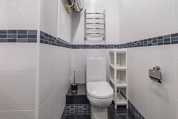 Toalettstolen Badrummet Toalett Med Kakel Dekoration — Stockfoto