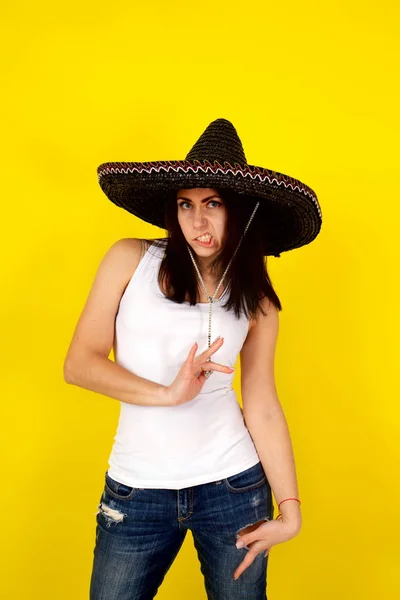 Girl in sombrero — Stock Photo, Image