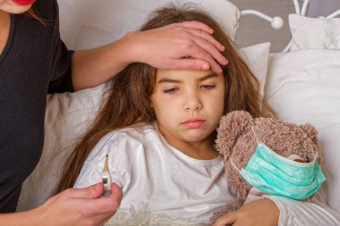 hasta bir küçük kız