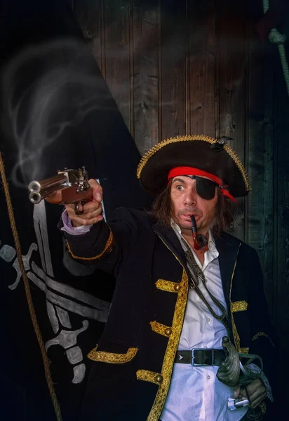 Maturo pirata capitan — Foto Stock