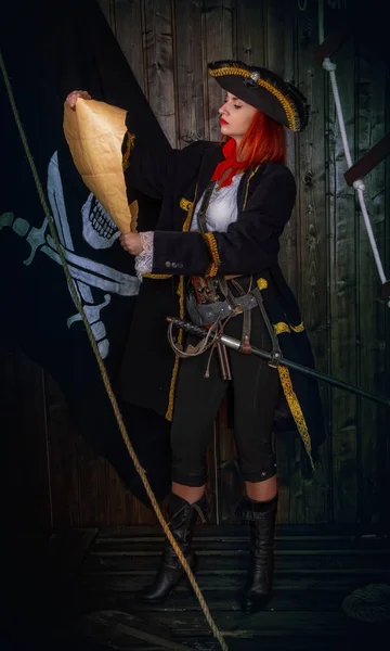 Menina pirata capitão — Fotografia de Stock
